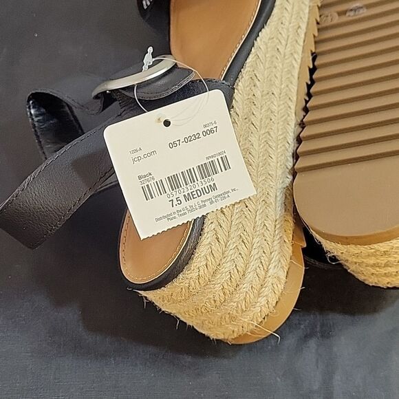 BRAND NEW A.N.A NEW APPROACH ADJUSTABLE BUCKLE ANKLE ONE BAND WEDGE SAND… - Picture 14 of 15